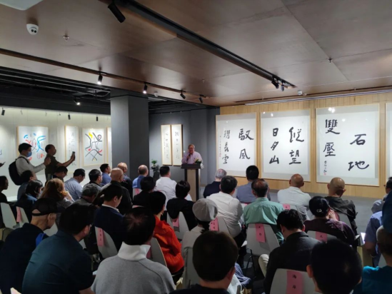 伟德体育 - 综合体育赛事平台|奥体中心相助同伴