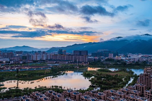 伟德体育 - 综合体育赛事平台|奥体中心相助同伴