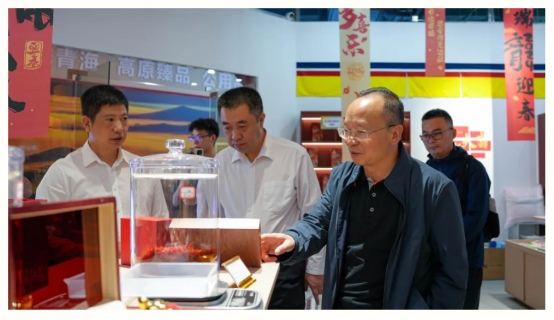 伟德体育 - 综合体育赛事平台|奥体中心相助同伴