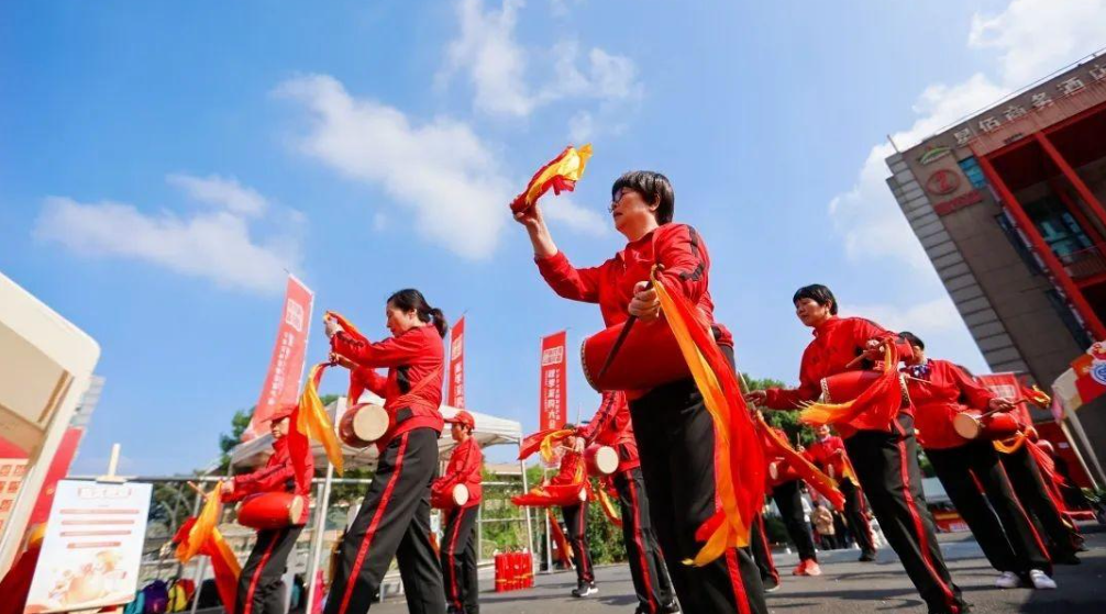 伟德体育 - 综合体育赛事平台|奥体中心相助同伴